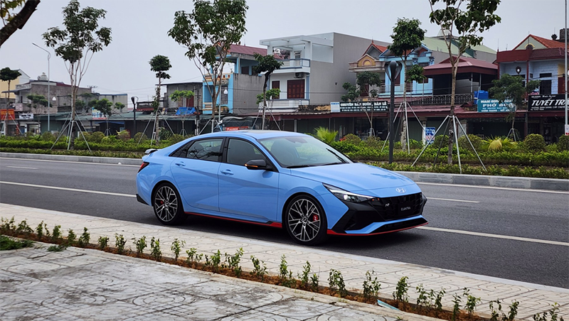 Hyundai Elantra N 2023 đã lộ diện ở Việt Nam và có thể sẽ ra mắt ngay đầu năm sau.
