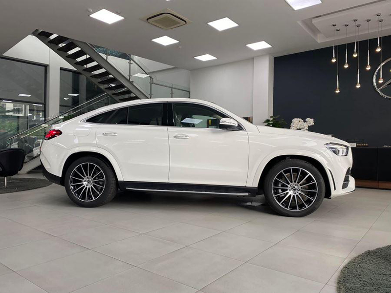 mercedes-gle-450-4matic-coupe-2023-Giaxehoi-vn-3