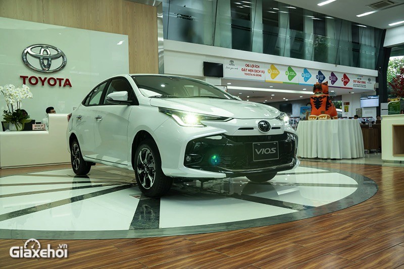 Vios đang dần quay lại cuộc đua doanh số khi mà mẫu xe này liên tục được giảm giá, khuyến mãi tại các đại lý Toyota