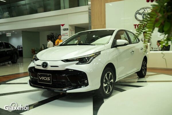 Toyota Vios 2023: Giá lăn bánh KM 08/2023 – Đánh giá xe – Thông số kỹ thuật