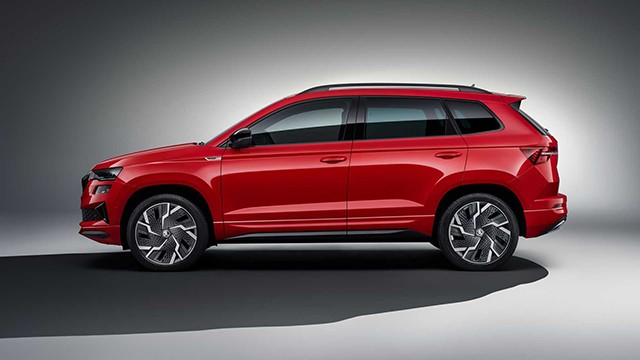 Hong xe Skoda Karoq 2023 Giaxehoi vn 1 640x360 1
