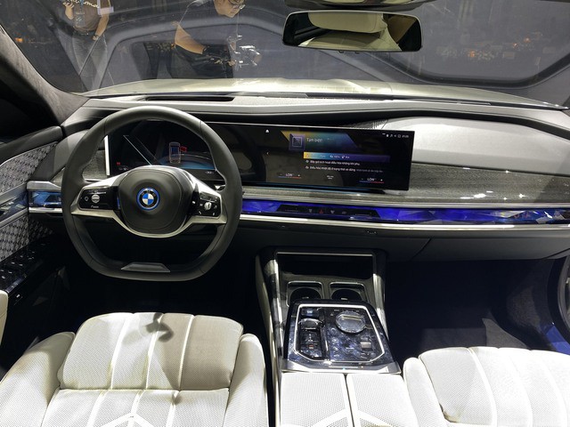 Bảng giá xe Ô tô điện BMW cập nhật – Khuyến mãi mới nhất
