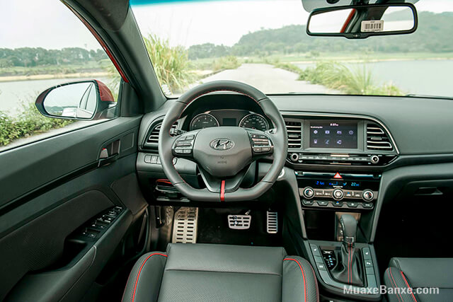Đánh giá xe Hyundai Elantra 2020 cũ: Có nên mua?