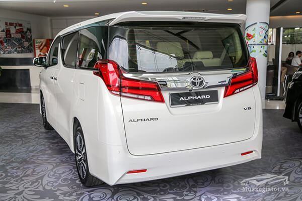 Đánh giá xe Toyota Alphard 2020: 
