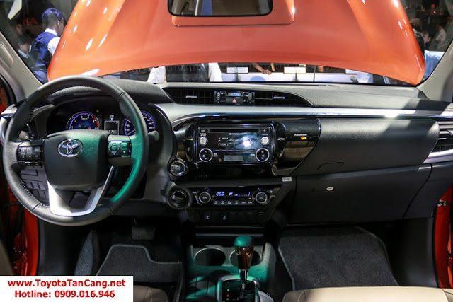 Đánh giá xe Toyota Hilux 2016: cải tiến mạnh mẽ, đáp ứng được kì vọng của khách hàng