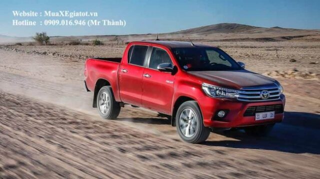 Đánh giá xe Toyota Hilux 2017: Động cơ ổn định và tiết kiệm được đề cao