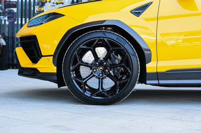 Lamborghini Urus Performante 2024: Giá lăn bánh khuyến mãi, Đánh giá xe, Thông số kỹ thuật