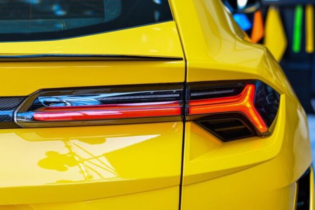 Lamborghini Urus Performante 2024: Giá lăn bánh khuyến mãi, Đánh giá xe, Thông số kỹ thuật