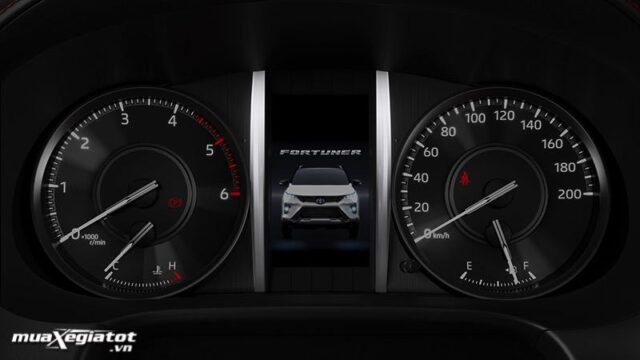 Đánh giá xe Toyota Fortuner 2022: Bản nâng cấp nhẹ nhằm giữ ngôi vương 