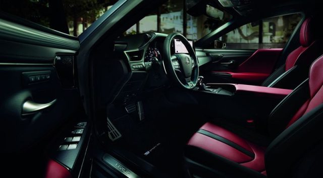 Lexus ES 2024: Giá lăn bánh khuyến mãi, Đánh giá xe, Thông số kỹ thuật