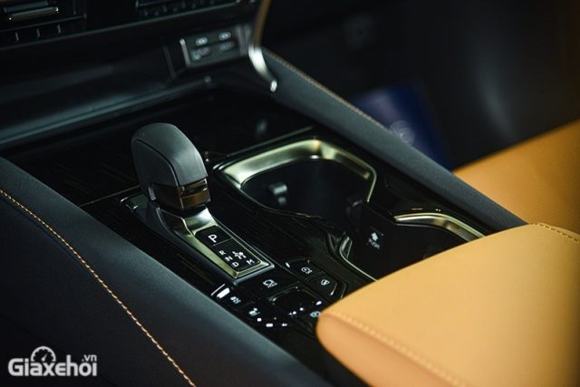 Lexus RX 350 Premium 2024: Chi tiết thông số xe và giá bán mới nhất