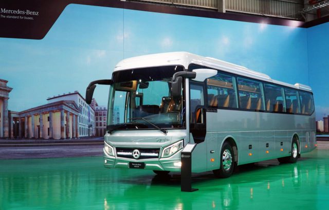Xe buýt điện Mercedes-benz được Thaco lắp ráp tại Việt Nam có gì đặc biệt?