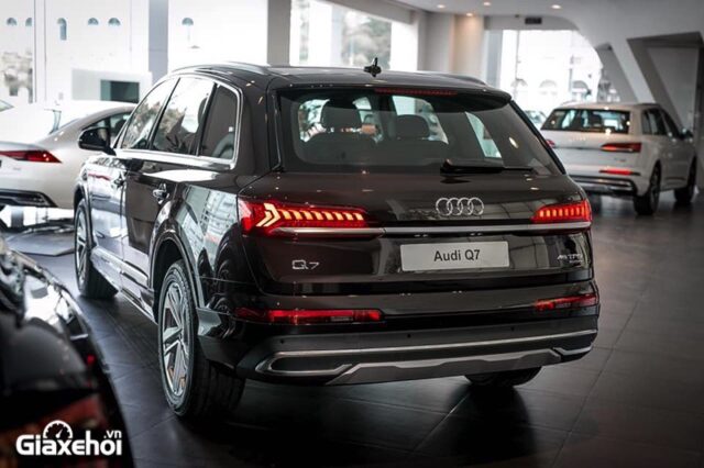 Audi Q7 2024: Giá bán mới nhất 09/2024, Đánh giá ưu nhược điểm