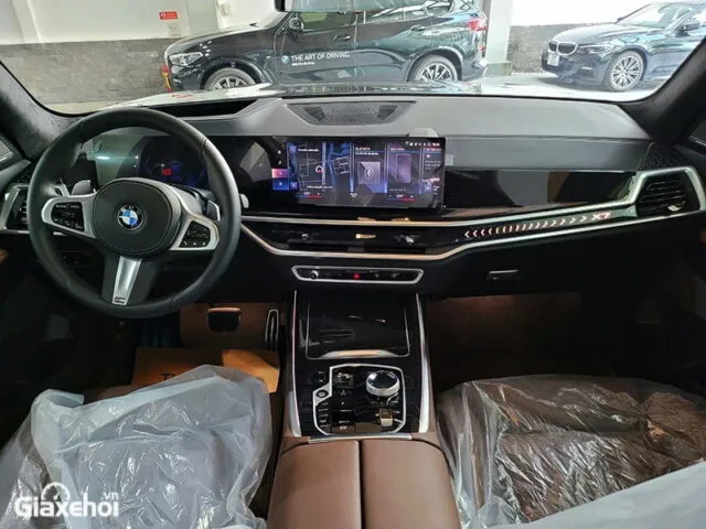 BMW X7 2024: Giá lăn bánh Ưu Đãi 11/2024 – Đánh giá TSKT – Trả góp