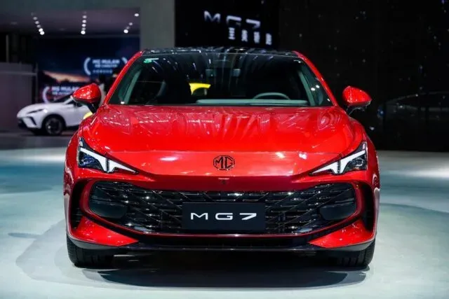 MG7 2025 bán tại Việt Nam: Giá bao nhiêu? Có gì để cạnh tranh Camry, Accord?