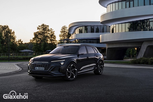 Audi Q8 e-tron 2024: Giá lăn bánh Ưu Đãi 10/2024 – Đánh giá TSKT – Trả góp