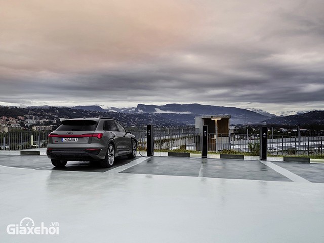 Audi Q8 e-tron 2024: Giá lăn bánh Ưu Đãi 11/2024 – Đánh giá TSKT – Trả góp