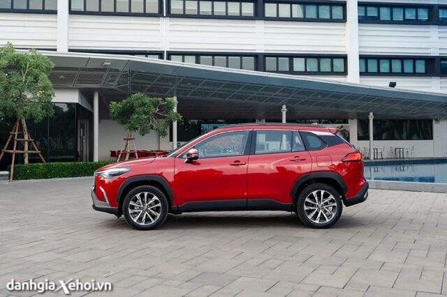 Toyota Corolla Cross 2025: Giá lăn bánh Ưu Đãi – Đánh giá TSKT – Trả góp