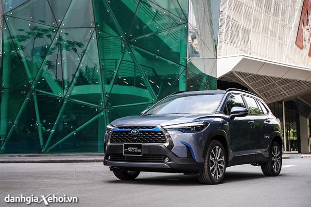 Toyota Corolla Cross 2025: Giá lăn bánh Ưu Đãi – Đánh giá TSKT – Trả góp