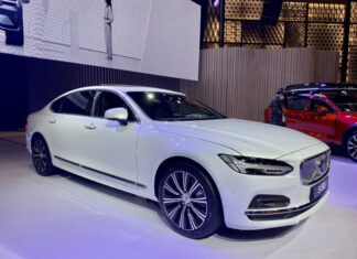 Volvo S90 2025: Giá bán mới nhất, Đánh giá thông số kỹ thuật