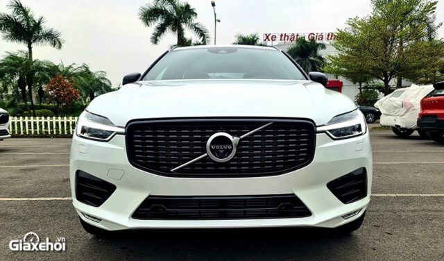 Volvo XC60 2025: Giá bán bao nhiêu? Khuyến mãi, Đánh giá xe, Hình ảnh